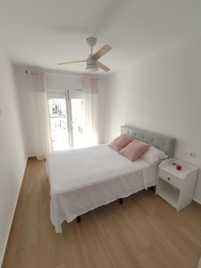 Piso 3 dormitorios renovado centro urbano Dénia Exterior foto