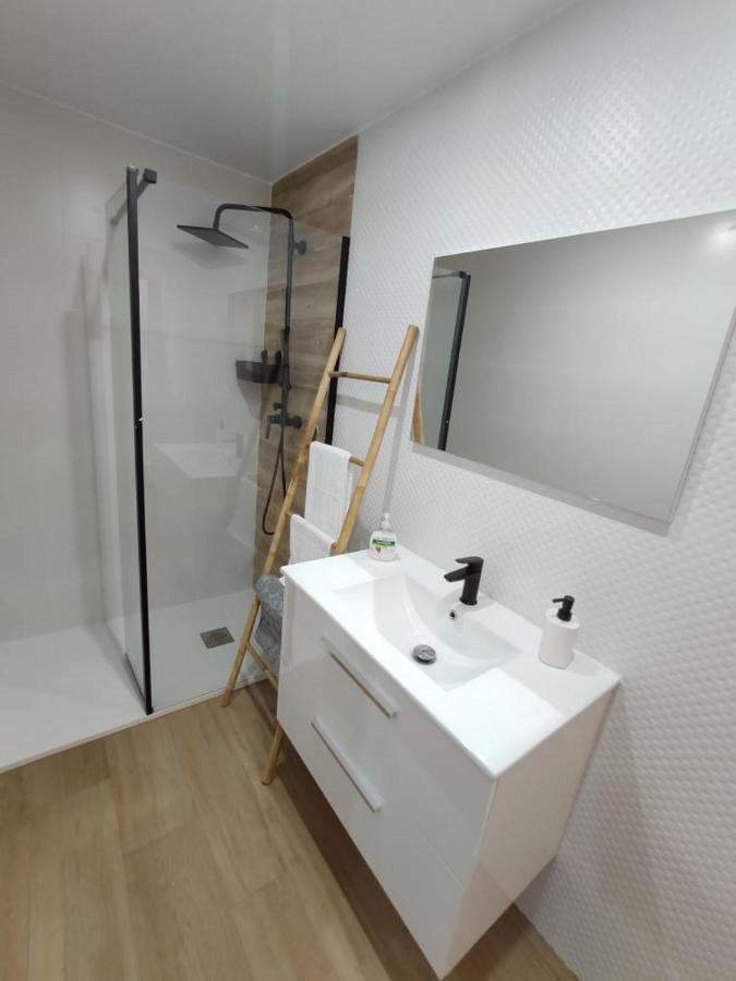 Piso 3 dormitorios renovado centro urbano Dénia Exterior foto